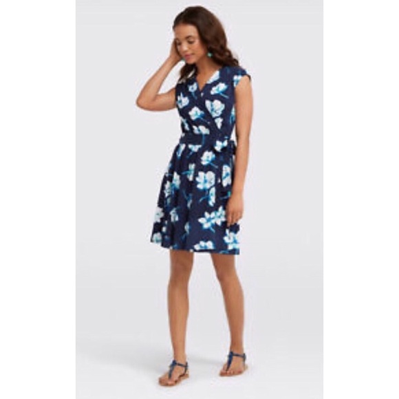 Draper James Dresses & Skirts - NWT Draper James Floral knot dress M